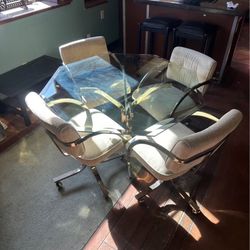 Vintage Glass Too Table From 1970