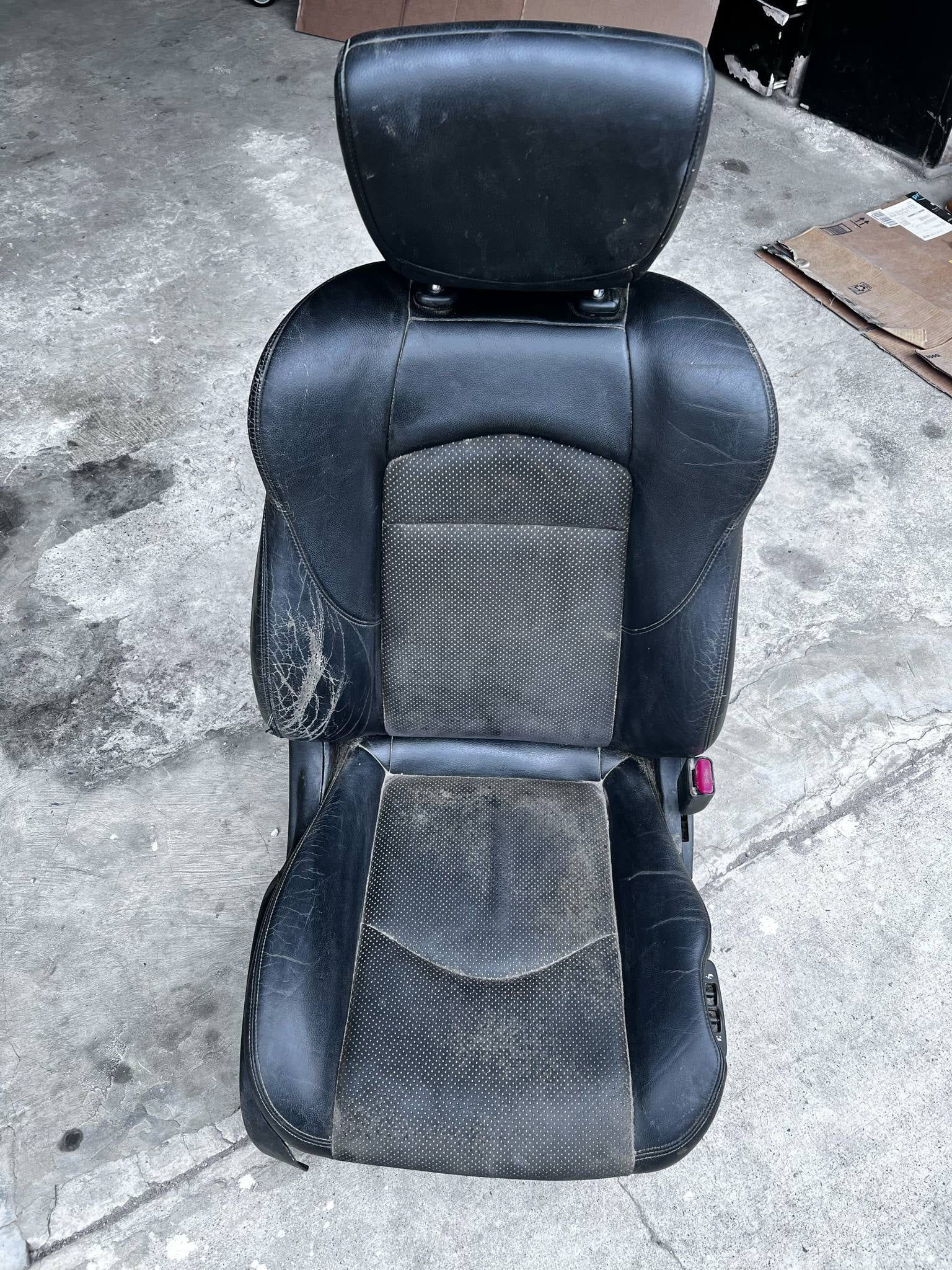 NISSAN 370Z RIGHT PASSENGER SEAT LEATHER OEM z34
