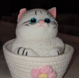 BHBK Jumbo Cute Cat Squishy White Gray Striped – NEW w/ Box & Basket