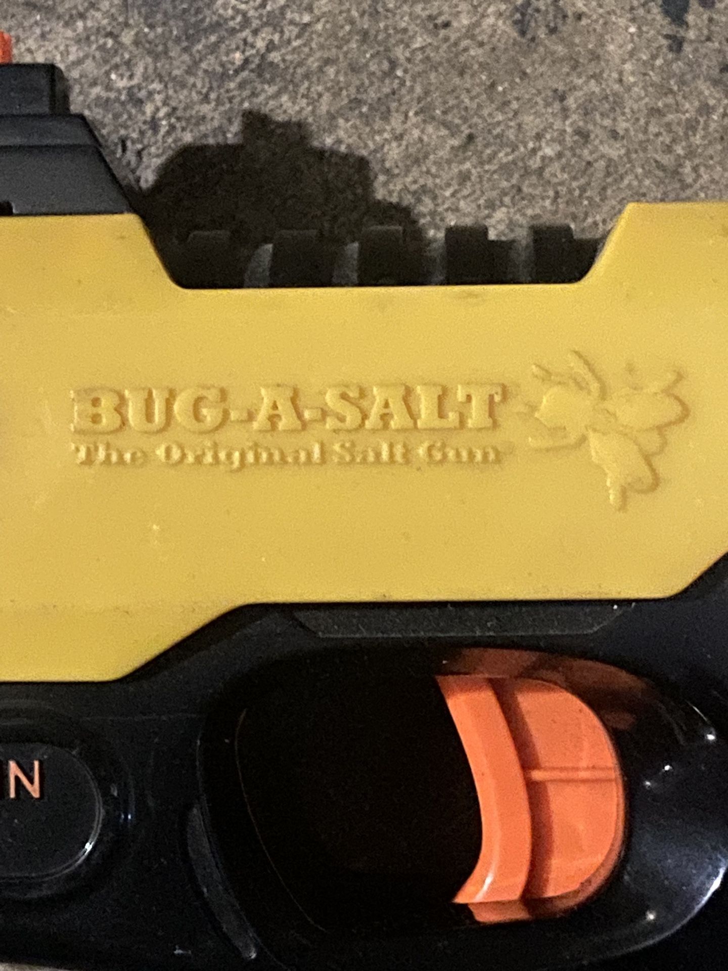 Bug-A-Salt Gun