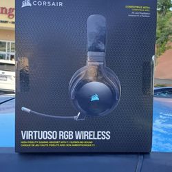 Cosair Virtuoso RGB Wireless Haming Headphones