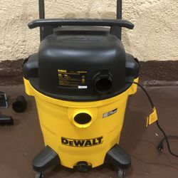 Vacuum Wet/Dry 16 Gallon 