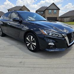 2020 Nissan Altima