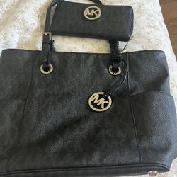 Michael Kors Purse & Wallet