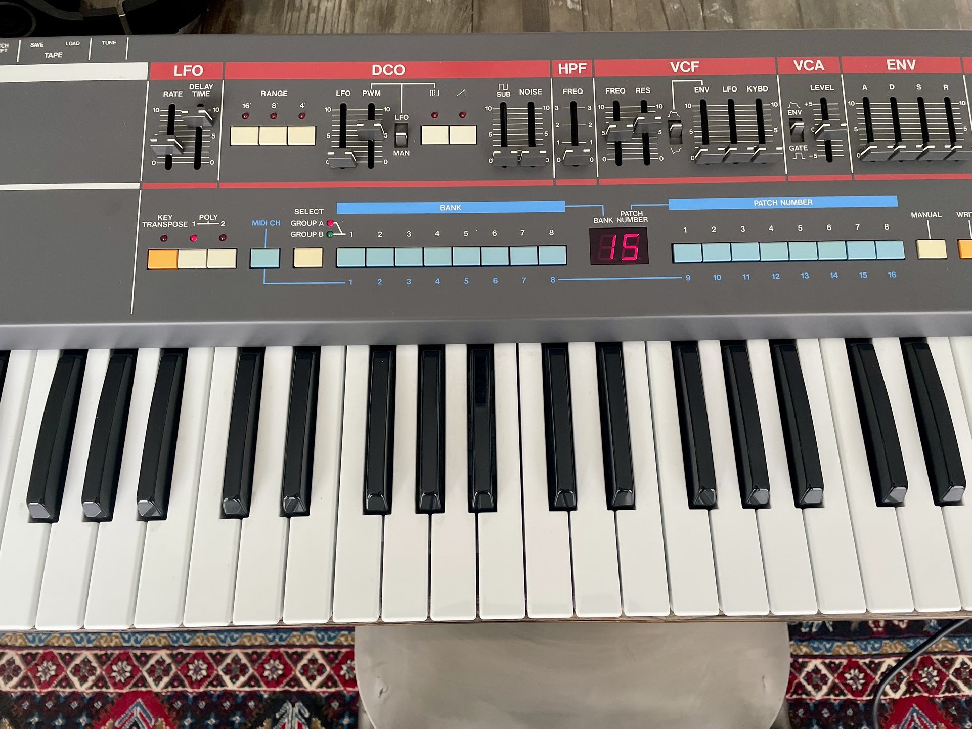 MINT Roland Juno-106 Vintage Poly Synthesizer Keyboard