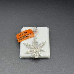 Moissanite Weed Pendant