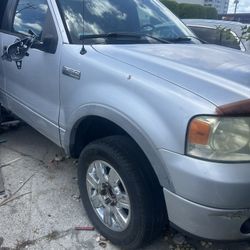 2008 Ford F150 For Parts 