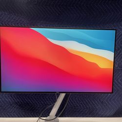 Dell 27” Ultrasharp 4K Monitor U2718Q! We Also Have Monitor Arms, Chairs, Standing Desk, File Cabs, And More!