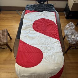 Supreme TNF Dolomite S Logo Sleeping Bag Red Brand New Never Used