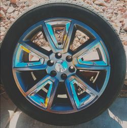 22 IN OEM CHEVROLET WHEELS