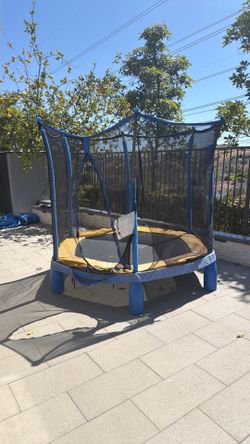 Trampoline free
