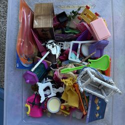 Barbie House Kitchen Accessories and Furniture Vintage Lot   1(contact info removed) 