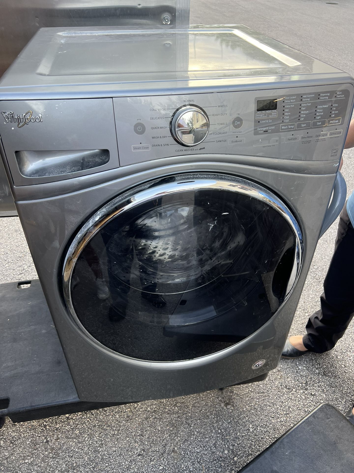 Whirlpool WFW92HEFC0 Washer - Like New