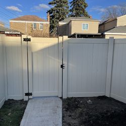 Vinyl Fence 