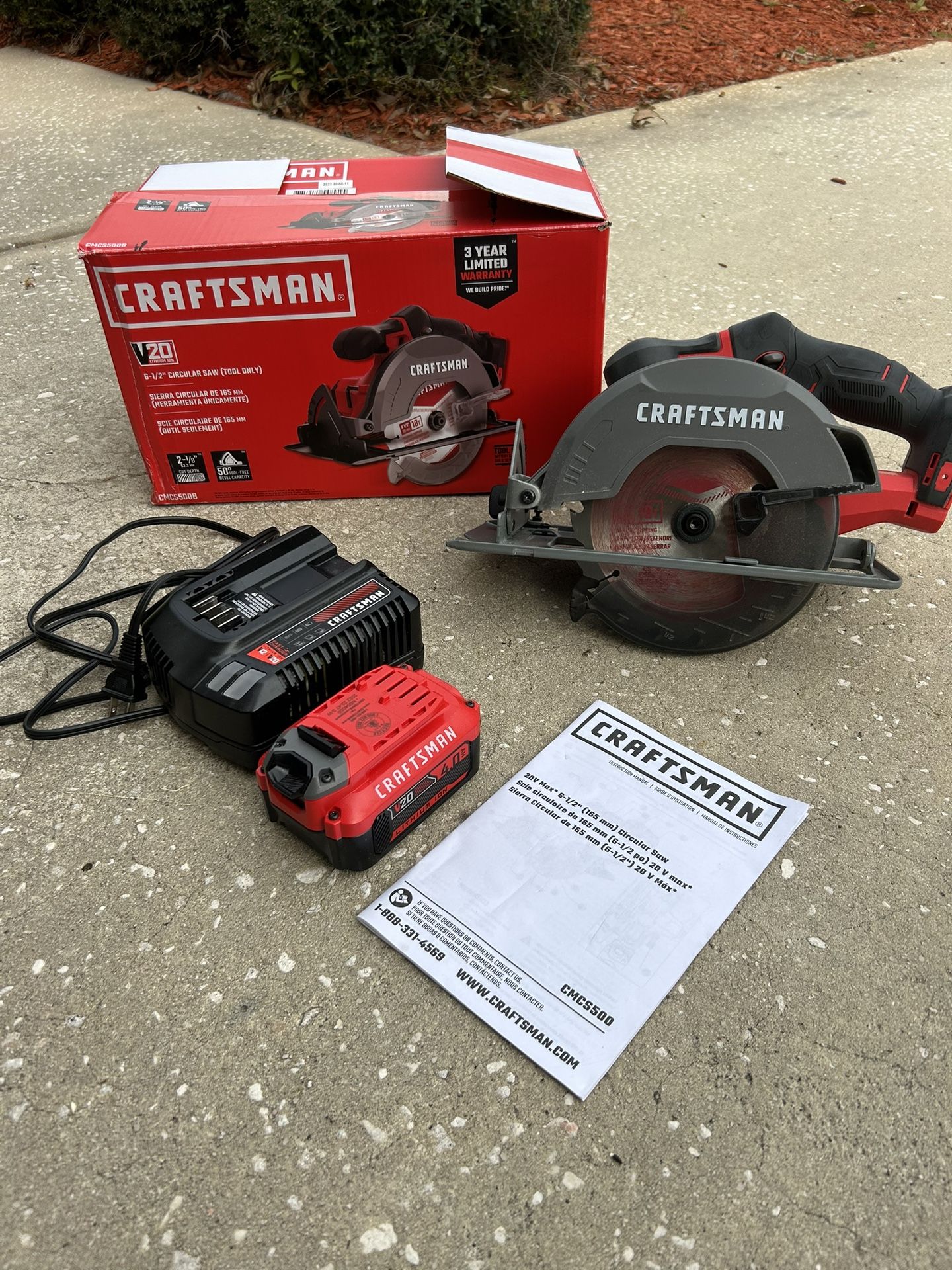 Craftsman Saw & Battery With Charger