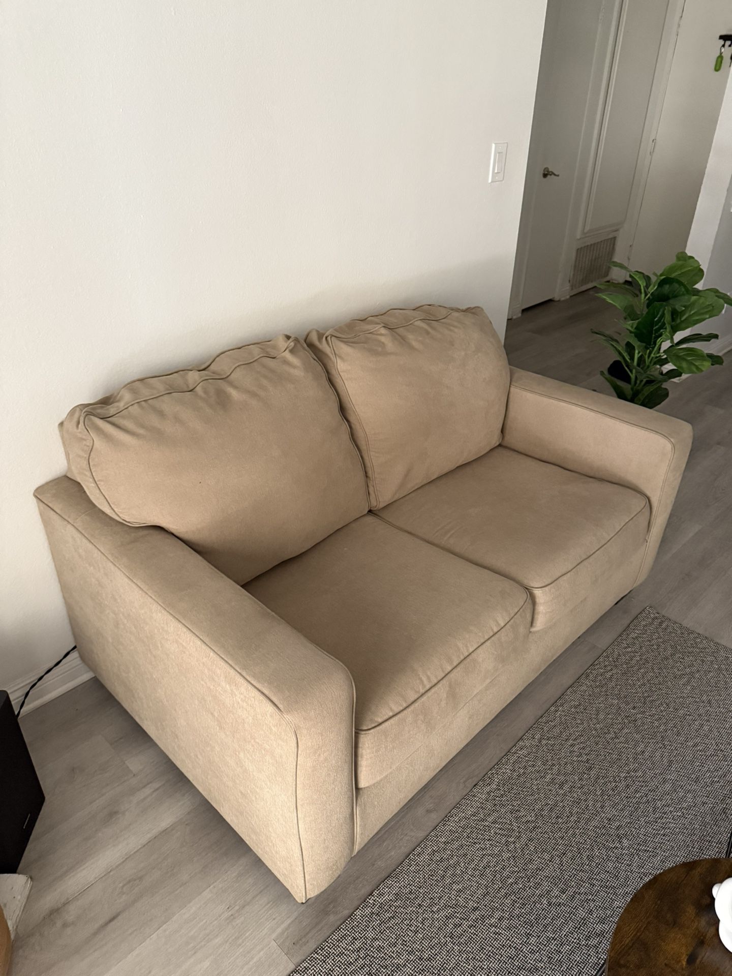 Living Room Furniture 2 Pieces + Sofa Bed