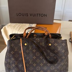 Louis Vuitton Montaigne MM Handbag 