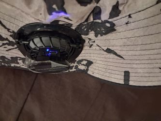 New hat with solar fan