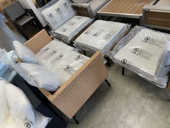 New,5 Pieces Outdoor Patio Set( Already Assembled