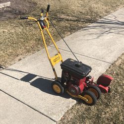 McLane 3.5 hp gas edger