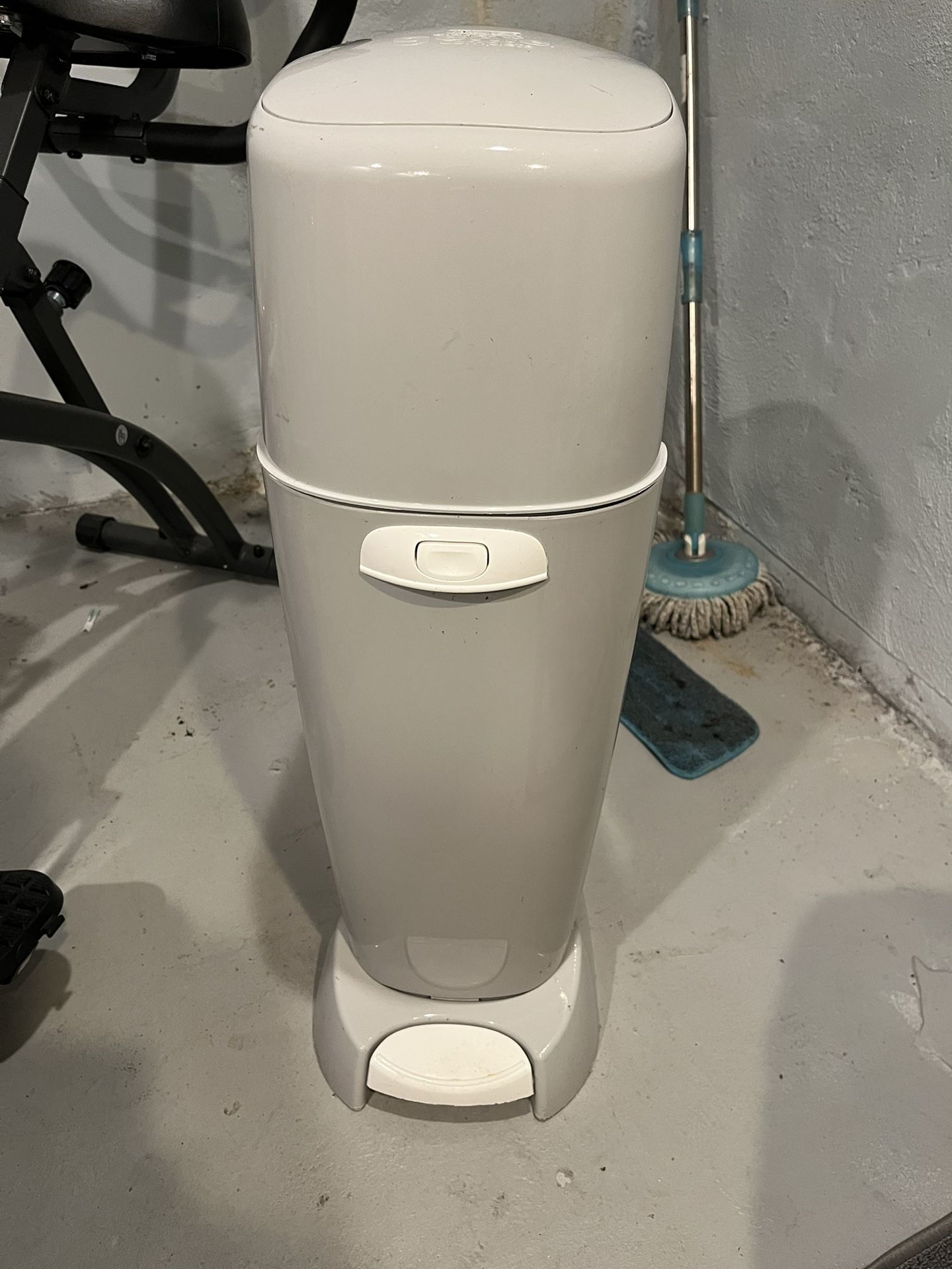 Diaper Genie