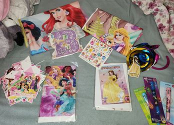 Disney Princess Birthday Items /Random Leftovwr Princess Items From My Daughters Birthday 