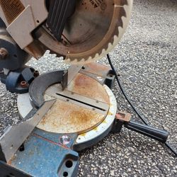 Ryobi 10-in Miter Saw