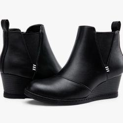 Women’s Vepose Chic Black Ankle Boots ~10