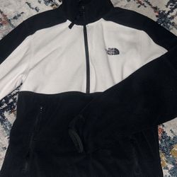 The North Face Sweater