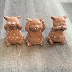 Pig  Statues