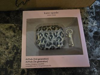Kate Spade New York Protective AirPods (3rd generation) Case - leopard