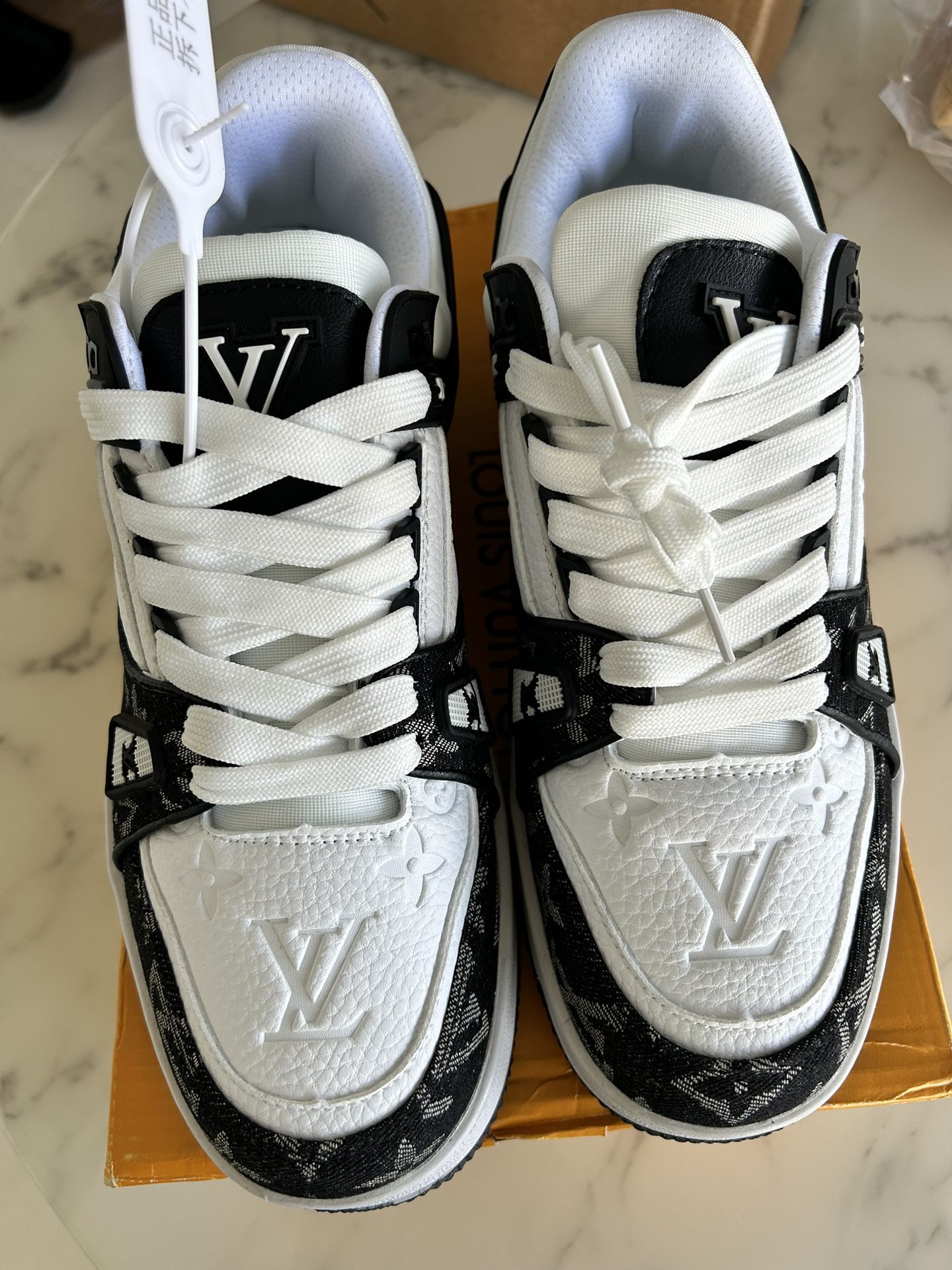 Louis Vuitton Time Out Sneaker for Sale in Miami, FL - OfferUp