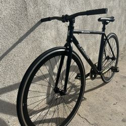 Manhattan Black Fixie