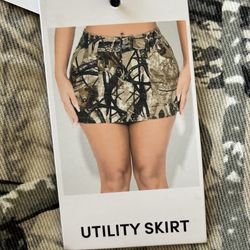 Camp print hunting print mini skirt size 9 BNWT