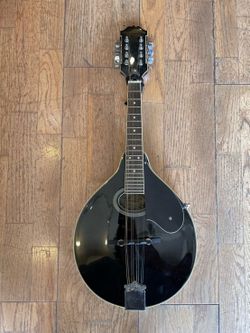 Oscar Schmidt OM-12B Black Mandolin by Washburn