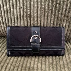 Black Vintage Coach Wallet 