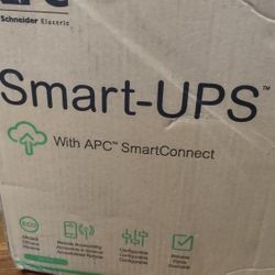 Smart UPS With APC SmartConnect 1500VA