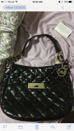 Micheal Kors purse