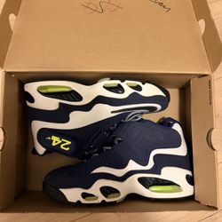 Nike Ken Griffey size 10.5