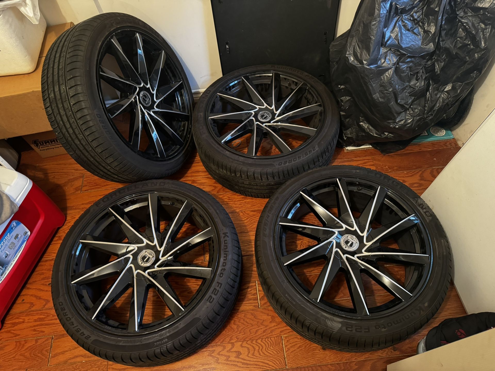 4 Rims 4 Tires