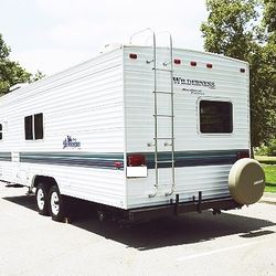 

✅Urgent For sale  1999 Wilderness Northwest✅