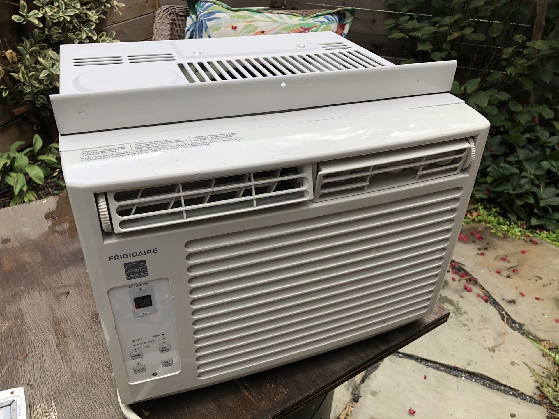 Frigidaire Air Conditioner - 5,000 BTU