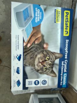 PetSafe ScoopFree Crystal Classic Self-Cleaning Litter