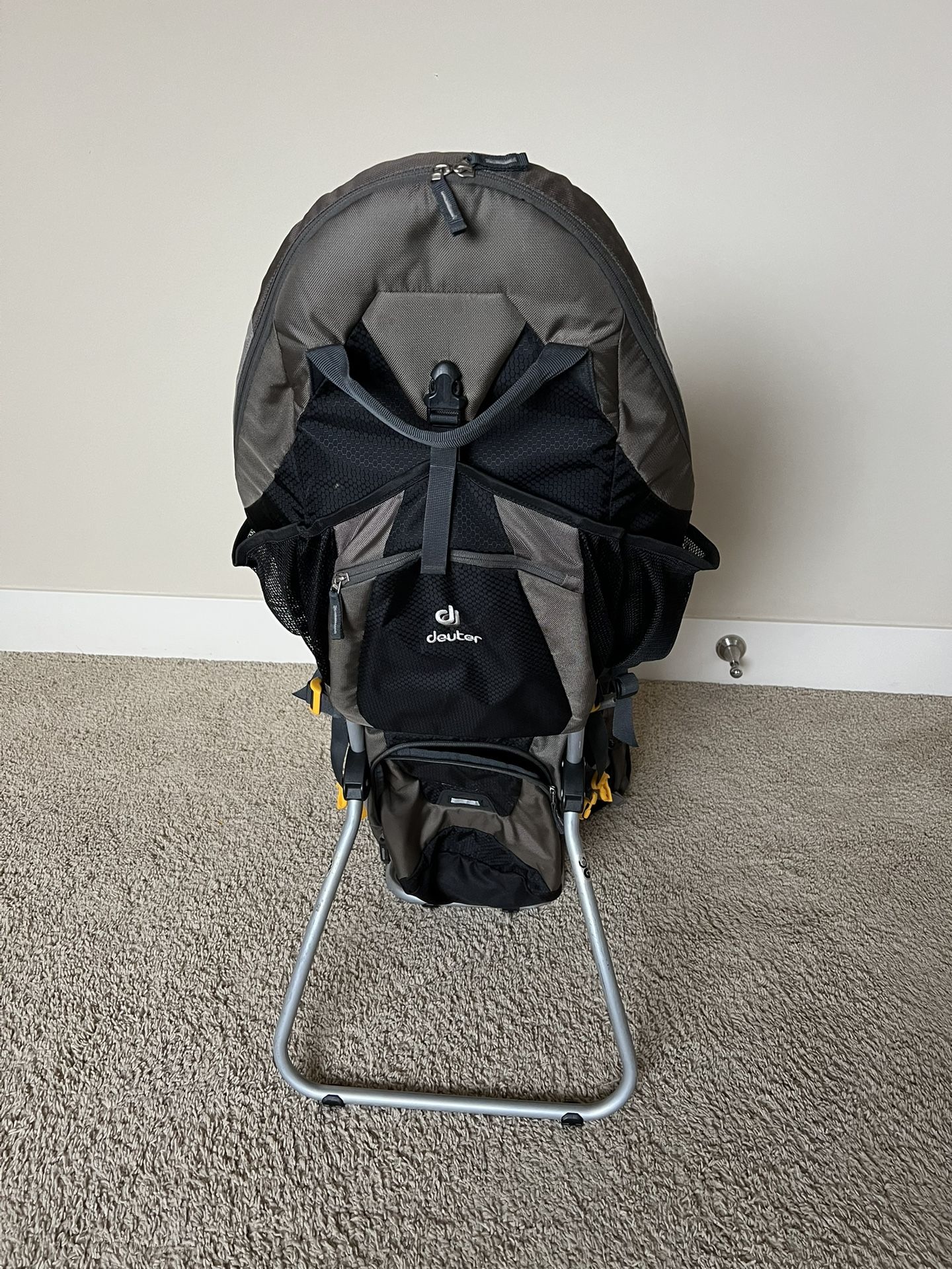 Deuter Kid Comfort III Child Carrier