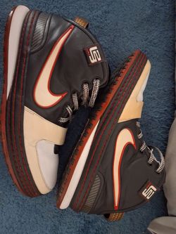 Lebran James mens Nike Shoes