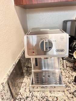 De'Longhi Stainless Steel Espresso Machine