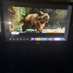 Sony T.v 52 Inches 
