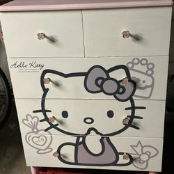 Hello Kitty Dresser