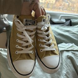 Gold Glitter Converse 