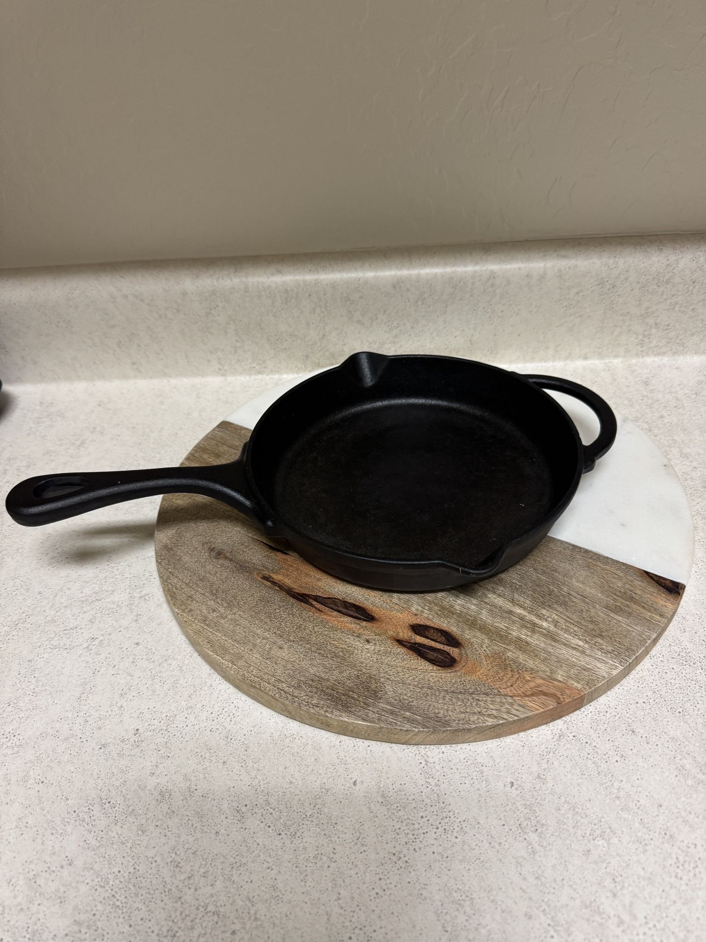 Pioneer Woman Cast Iron Pan